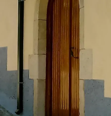 Konti's Village House פאלאוקסטריצה