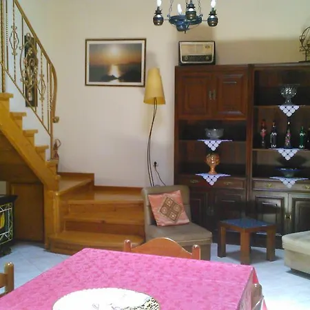 Konti's Village House